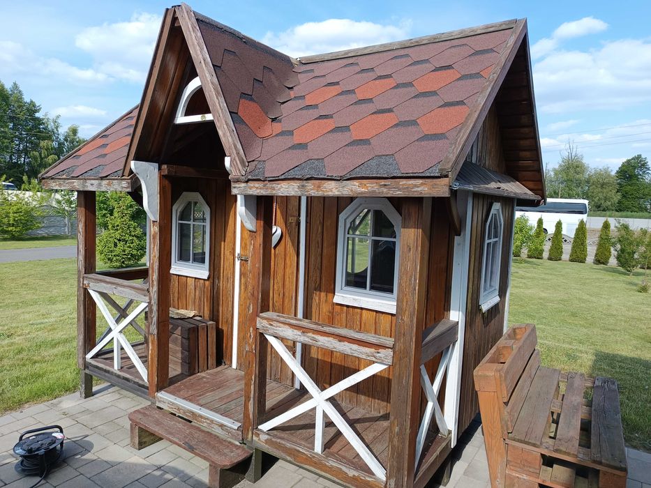 Domek dla dzieci do ogrodu