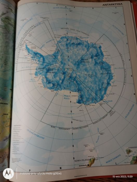 Ilustrowany atlas świata. 1989rw.