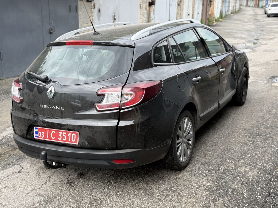 Продам Renault Megane 3 2010 1.6 бензин