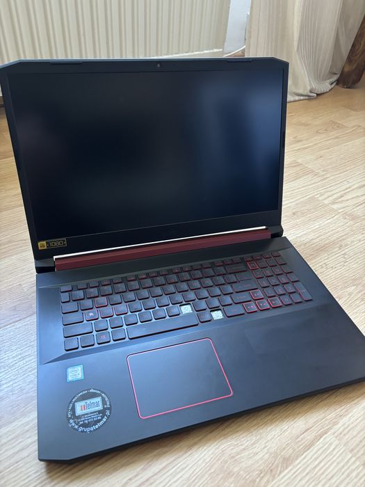 Acer Nitro 5 i5-9300 CPU 2.40GHz 8 GB Ramu Gtx 1650 Pamięć 512 GB