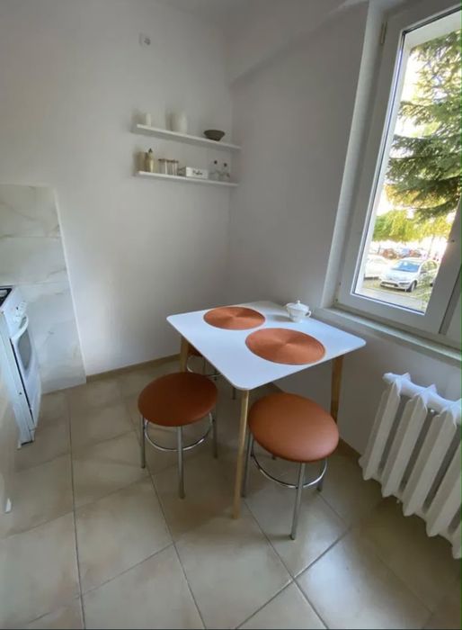 Kawalerka , wygodna w spokojnym miejscu, blisko centrum wynajmę.