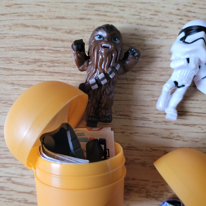 Kinder star wars кіндер зоряні війни  Кіндер яйця сюрприз