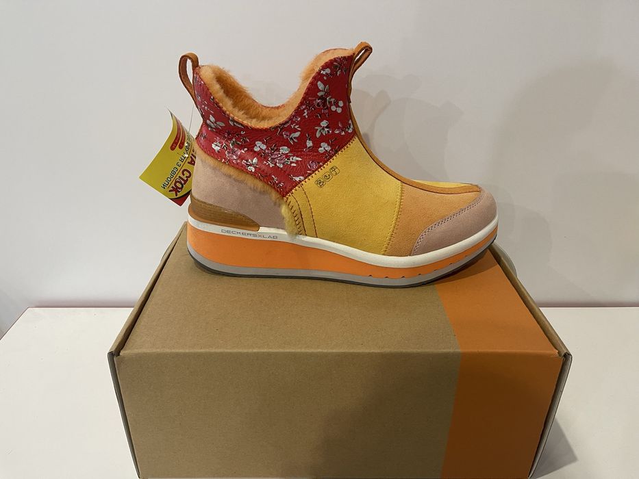 Угги Deckers ,нові,оригінальні
