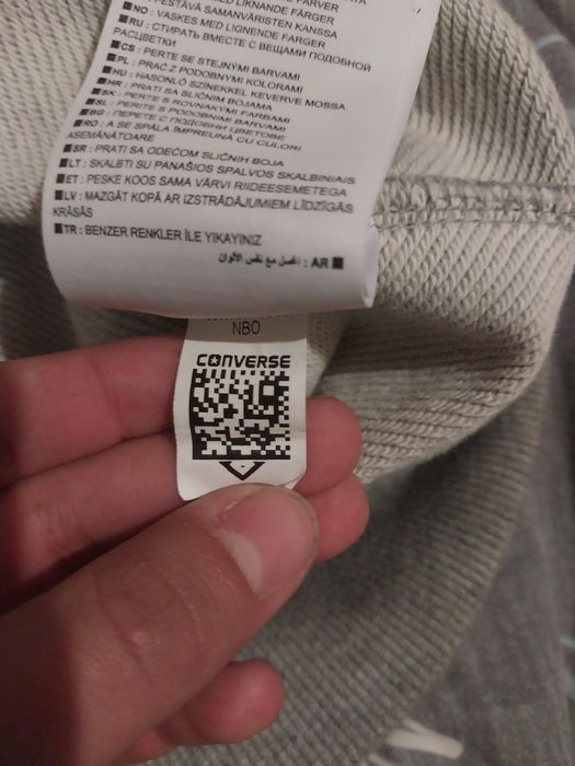 Продам кофту конверс