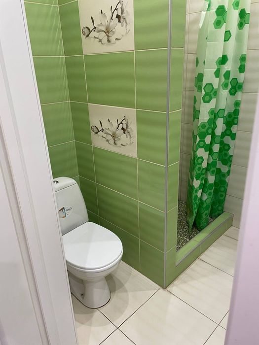 Квартира подобово карамель