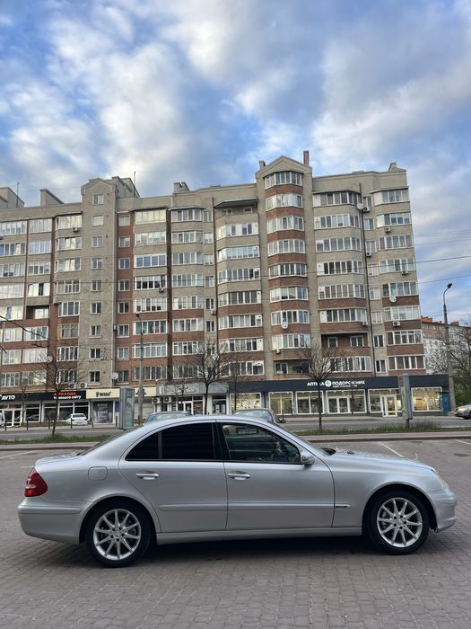 Mercedes benz e211