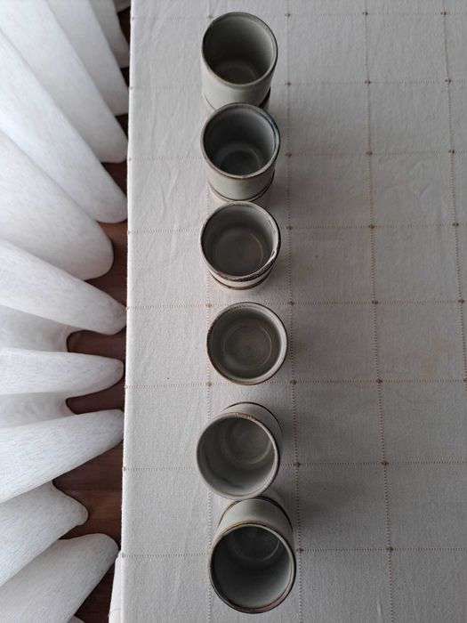 Chávenas de café verdes
