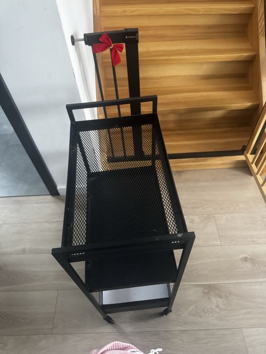 Czarny wozek organizer ikea