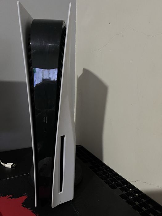 Playstation 5 (825 GB) como nova