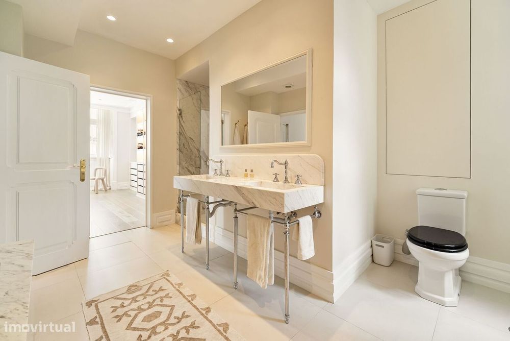 Apartamento T2 com vista, Castelo, Lisboa