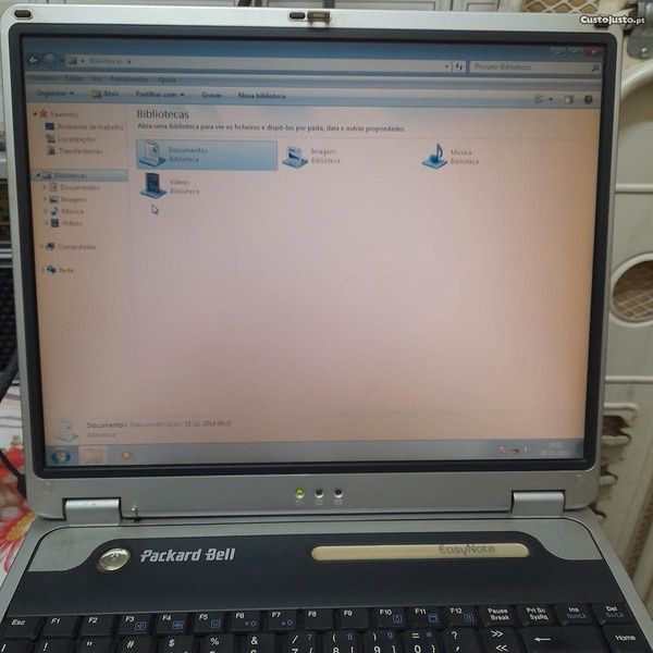 Portátil antigo Packard Bell (PEÇAS) - ÚLTIMOS DIAS