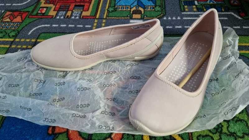 ECCO baleryny 38r nowe