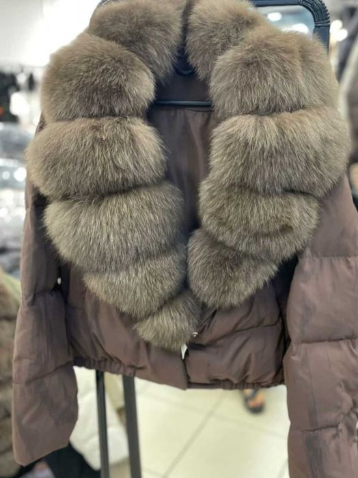 Kurtka puchowa zimowa nowa kolekcja lisy futro