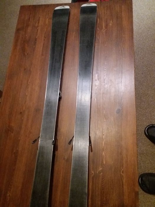 Narty Dynastar Omedrive Team.