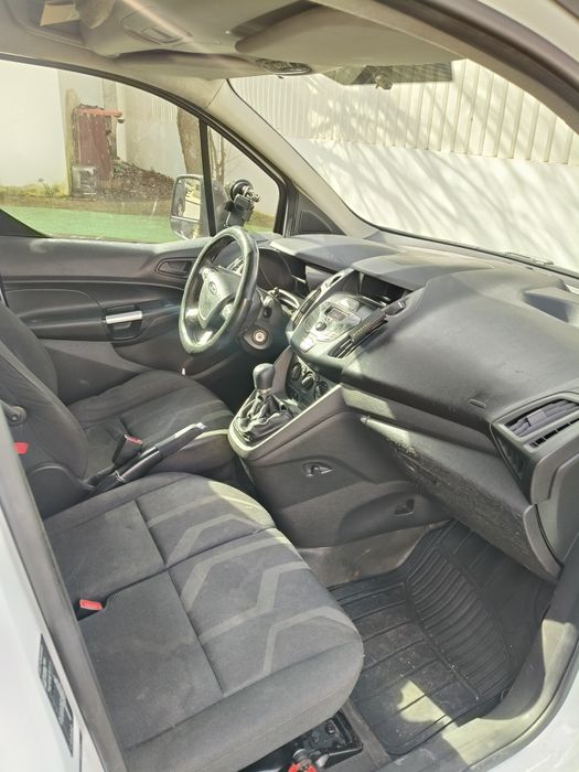Aluguer de carrinha para transporte