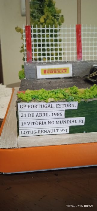 Diorama Senna GP Portugal 1985