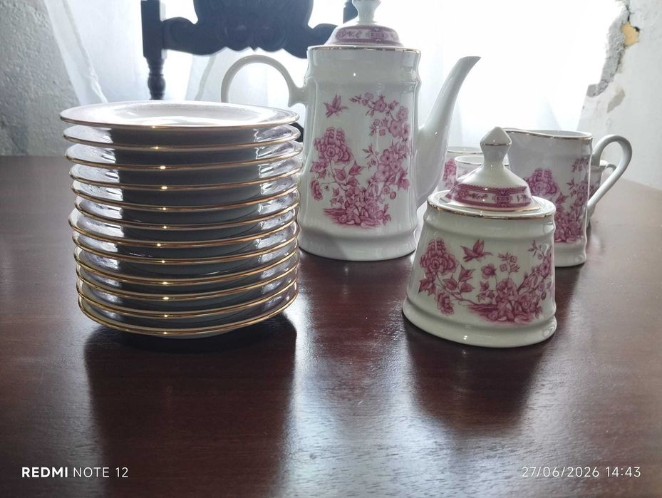 Serviço de café Quinta Nova com 26 peças para 11 pessoas