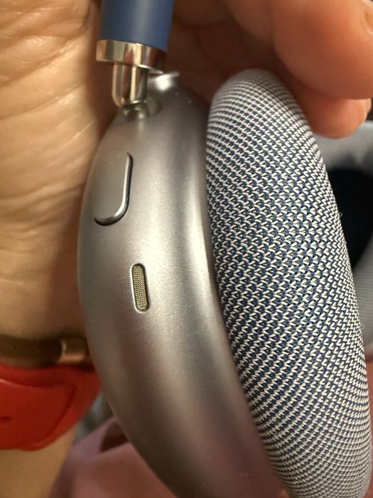 AirPods Max (sky blue) MGYL3RU/A