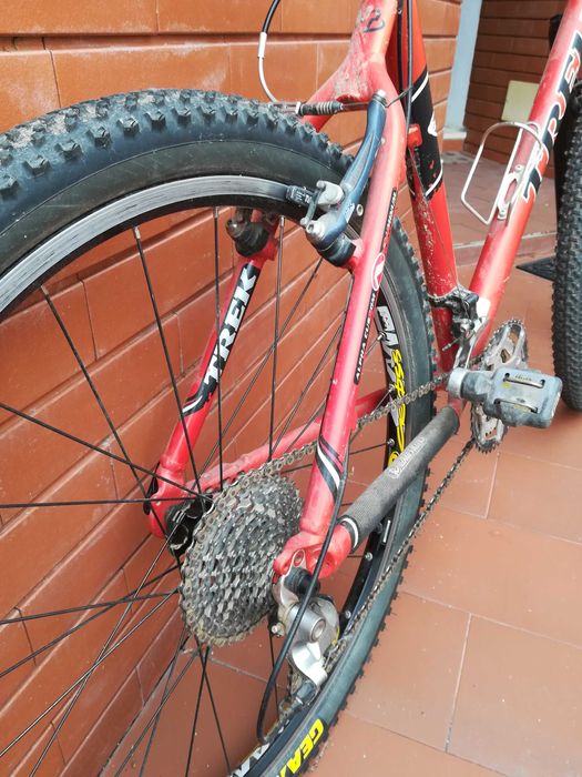 Bicicleta TREK 6500 + rolo treino
