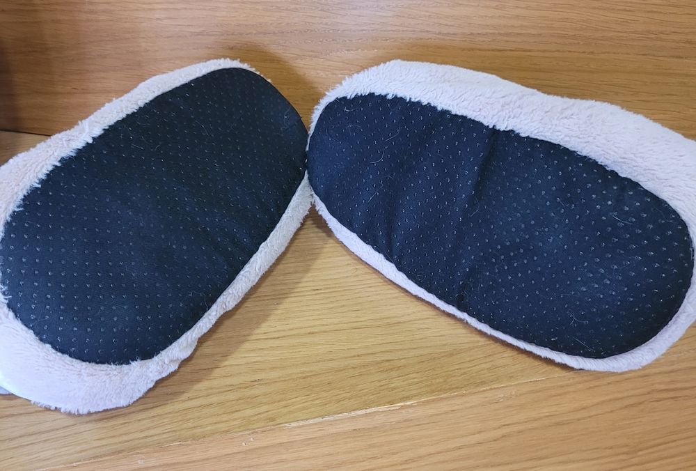 Beige Slippers64286237460737122