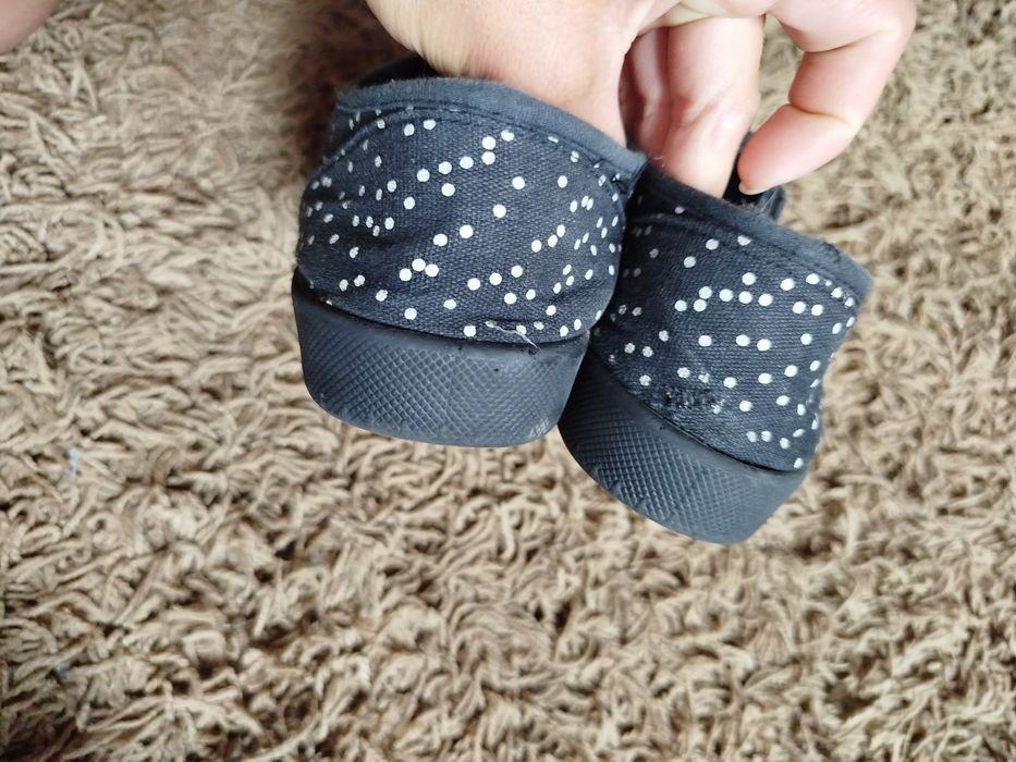 Oddam buty trampki sportowe 38