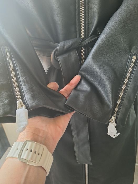 Płaszcz z eko -skóry rozm.M