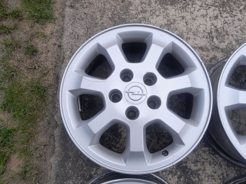 Felgi aluminiowe 15 oryginalne opel  6jx15 et43