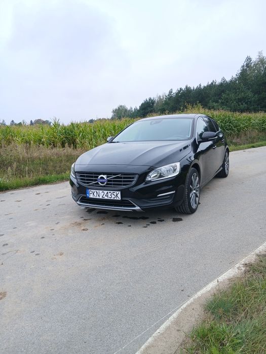 VOLVO V60 2.0 D2 2015R