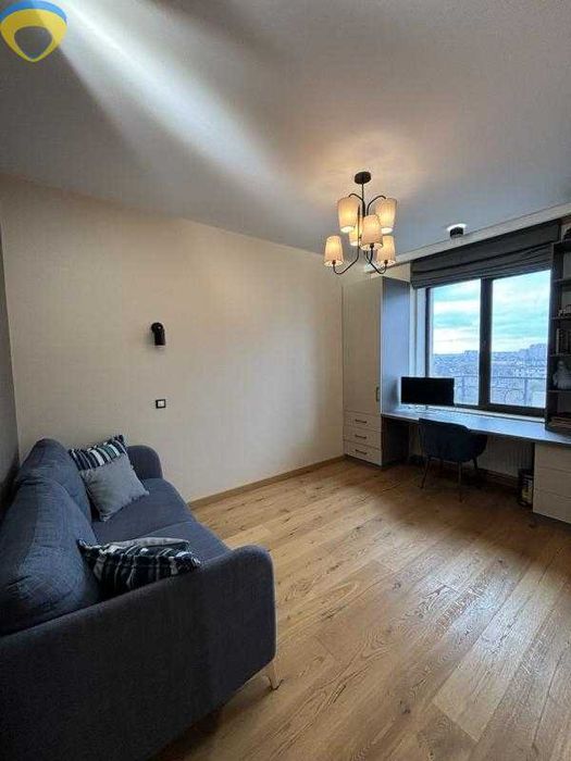 Продам стильную 3к квартиру в ЖК Лимнос