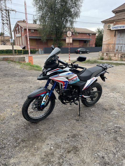 мотоцикл Hensim ADV 300