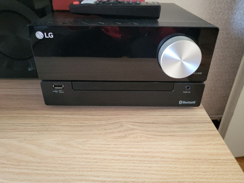 Aparelhagem LG com Bluetooth e comando