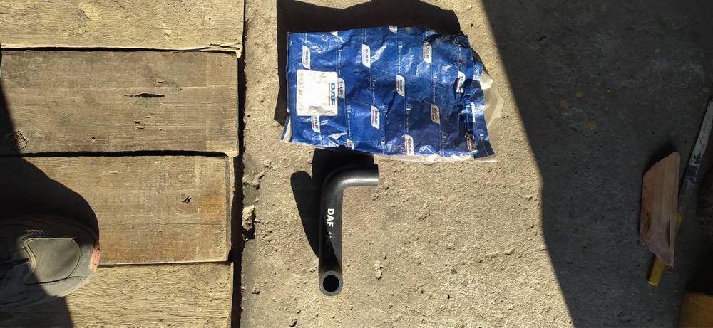 Патрубок для печки наружный на грузового авто DAF 85