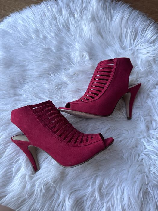 Buty bez pięty na obsasie nowe 9 cm
