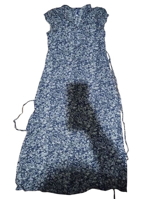 Гарна жіноча сукня