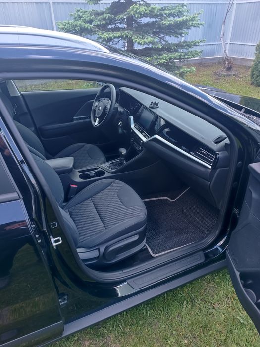 Продам машину KIA Niro