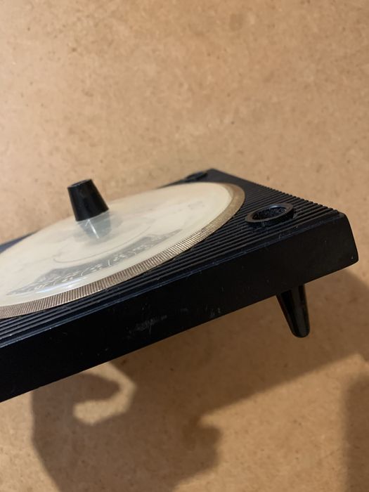 Термометр з календарем