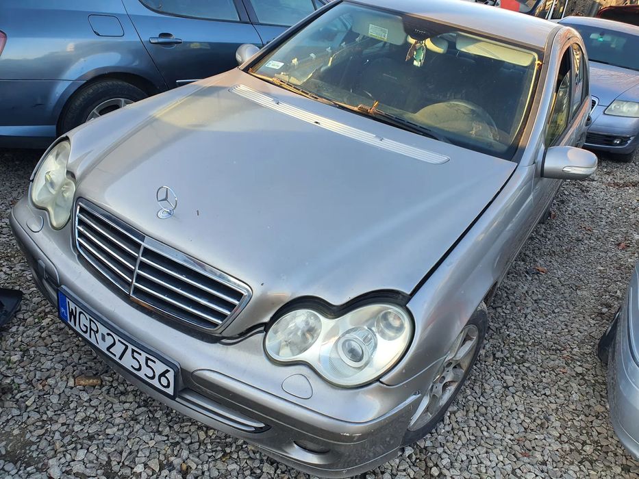 mercedes w203 silnik 2.2 cdi skrzynia sanki belka przód tył wahacz zacisk zwrotnica maglownica