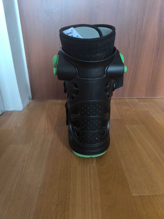 Sprzedam but ortopedyczny