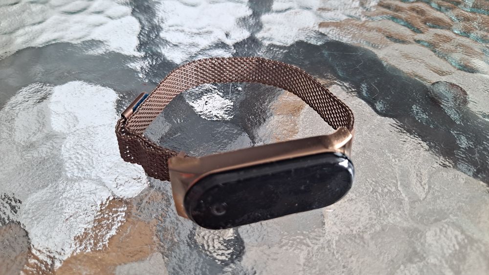 Nowy z metką damski zegarek z kolorowym ekranem Led dotykowym , magnet