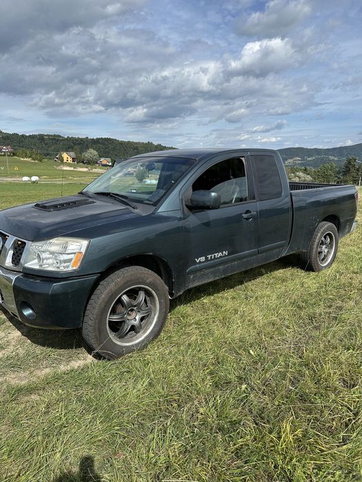Nissan Titan
