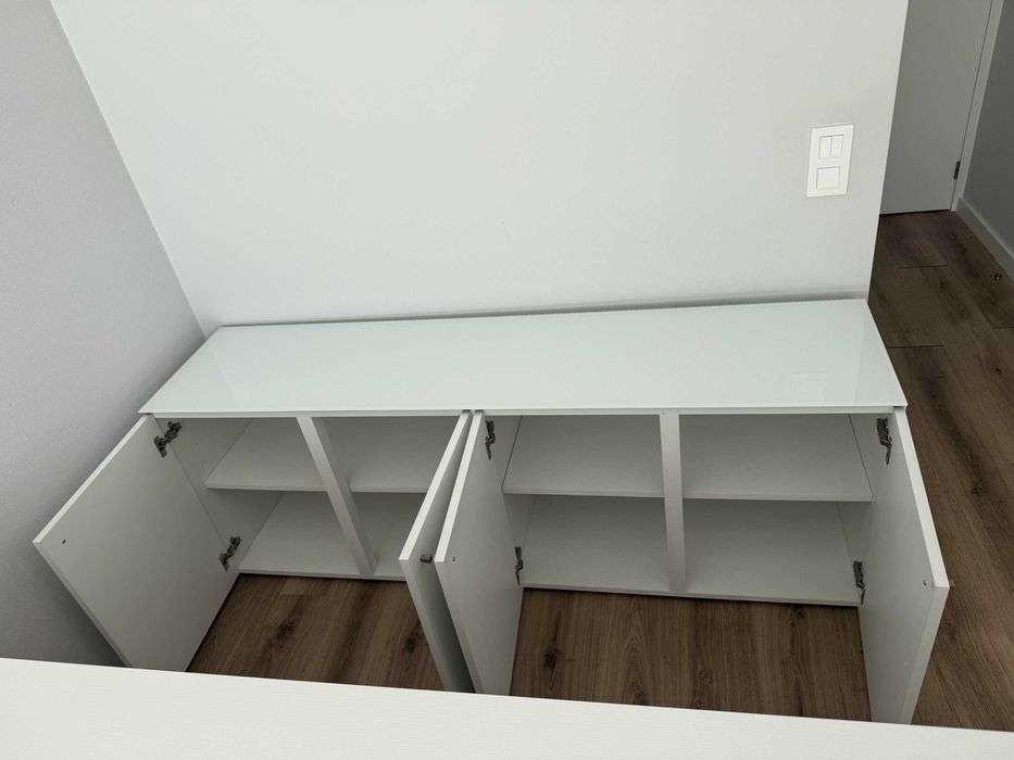 Quarto de solteiro c/ secretária integrada e móvel de apoio (Antarte)