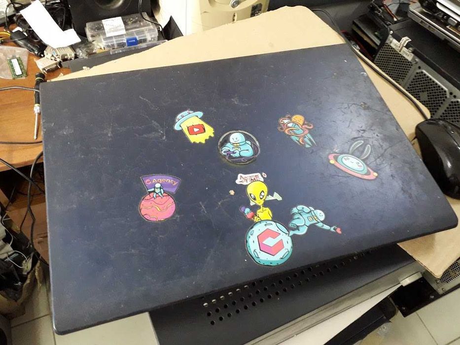 Ноутбук Ноутбук Dell Studio 1735