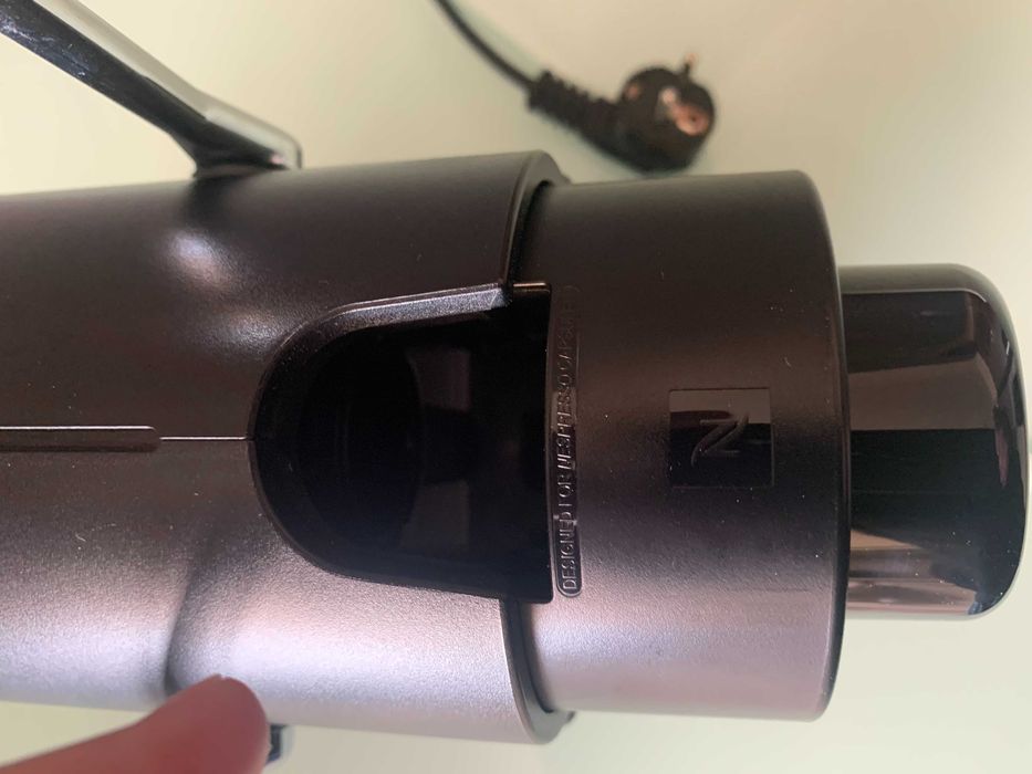 Maquina NESPRESSO Pixie Titan