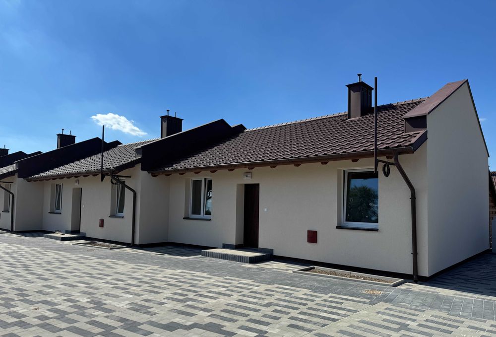 Nowy dom na sprzedaż z tarasem i ogródkiem Strzelno