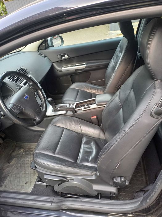 продам автомобіль Volvo C30