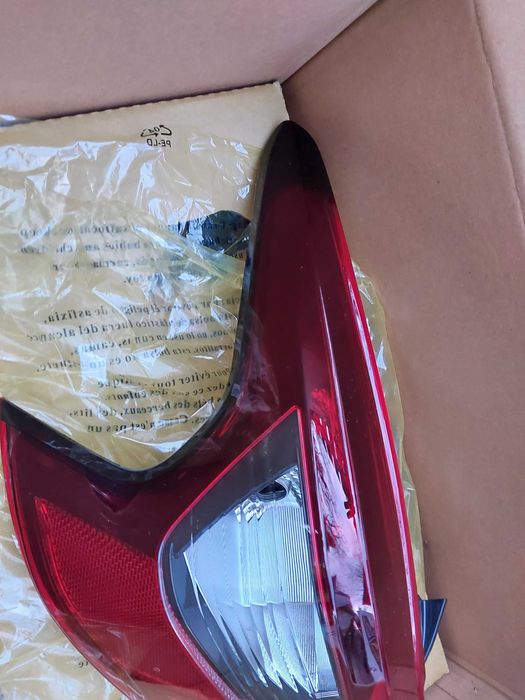 NISSAN MICRA K14 lampa tył nowa