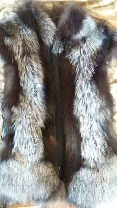 Жилетка чернобурка