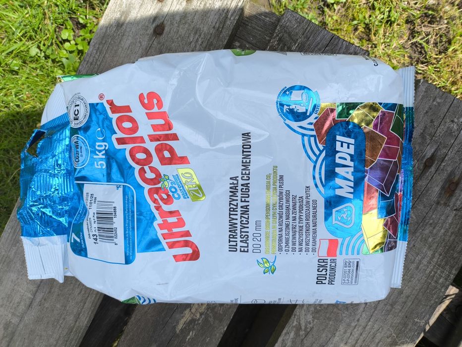 Fuga mapei ultracolor