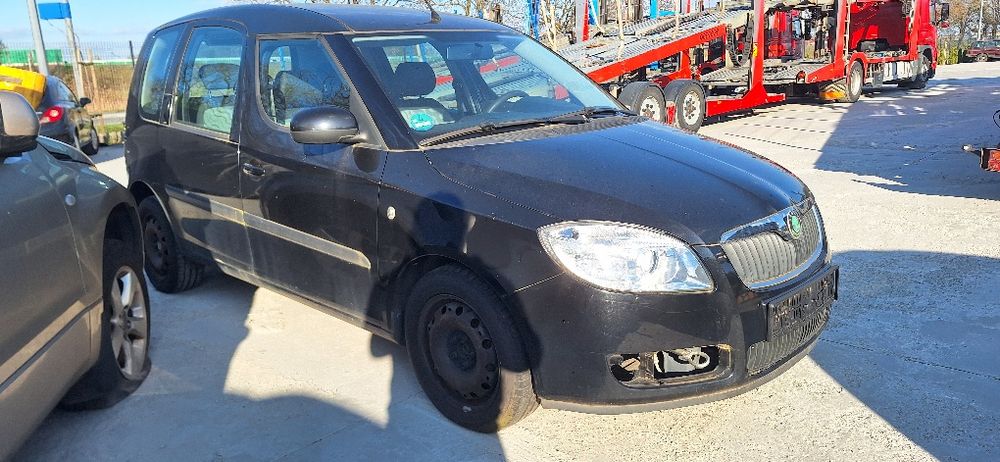 Kompletny przód Fabia II 9910