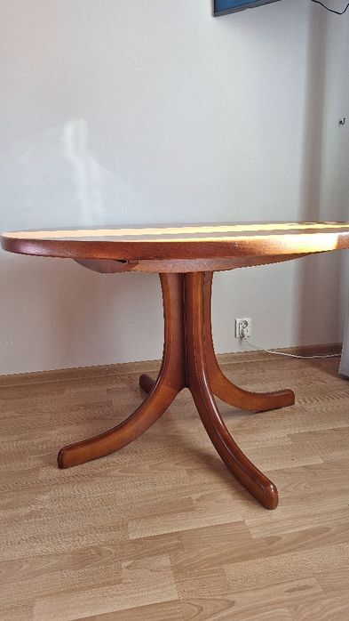 Komplet drewniany okrągły stół + 6 krzeseł